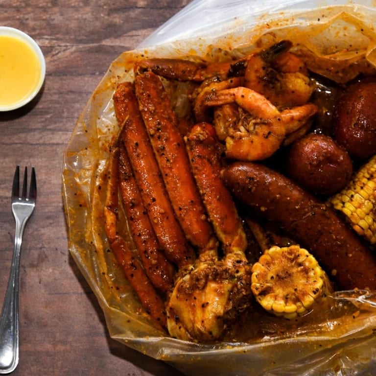 Soulful Southern Eats: Seafood, Gumbo, Cornbread